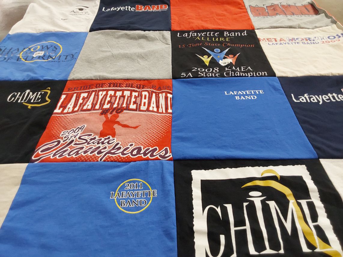 T-shirt quilt from lafayette high school by Vivian from KY