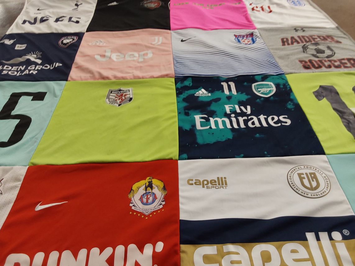 T-shirt quilt featuring arsenal football club, juventus football club by Kendal from MA