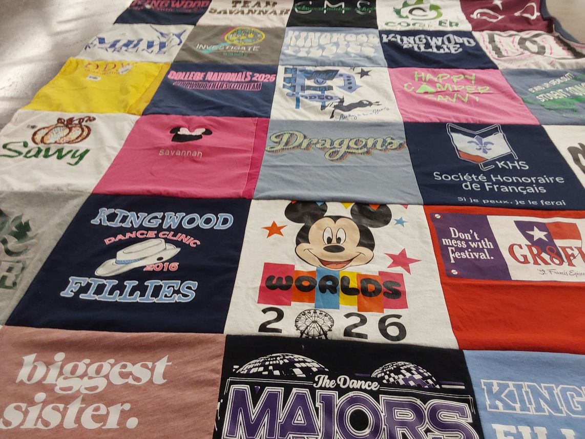 T-shirt quilt from kingwood high school by Andrea from TX