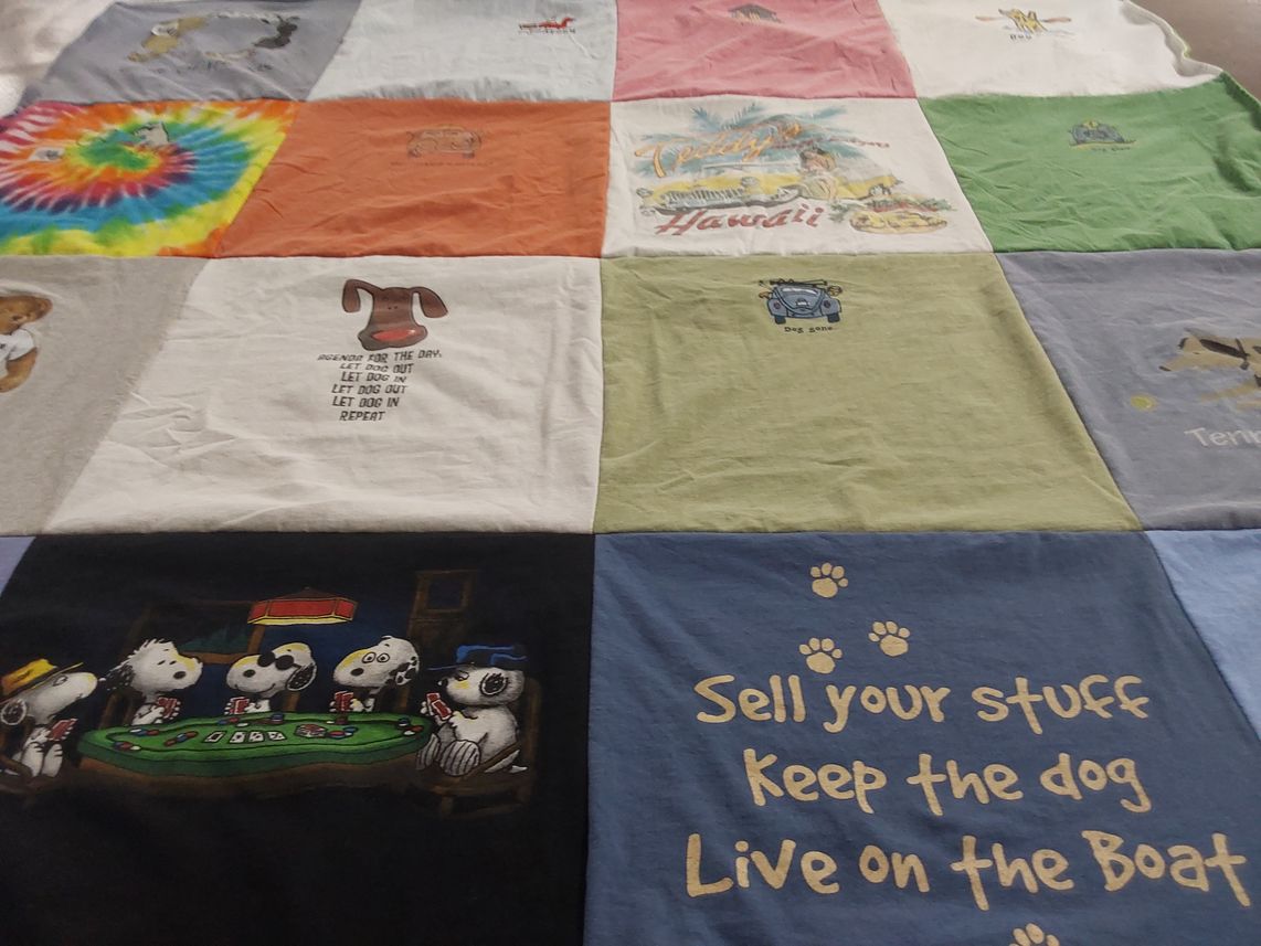 T-shirt quilt with dogs themes by Sylvia from WV