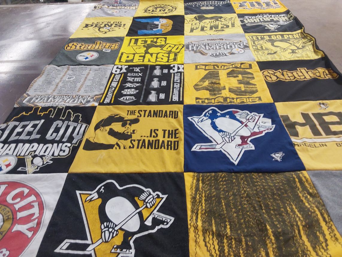 T-shirt quilt featuring pittsburgh steelers, pittsburgh penguins by Chari from SC