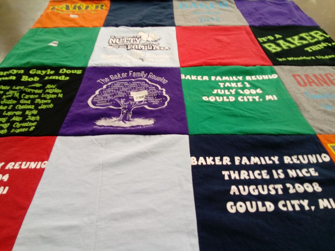 T-shirt quilt with family gatherings, reunions themes by Lila from MI