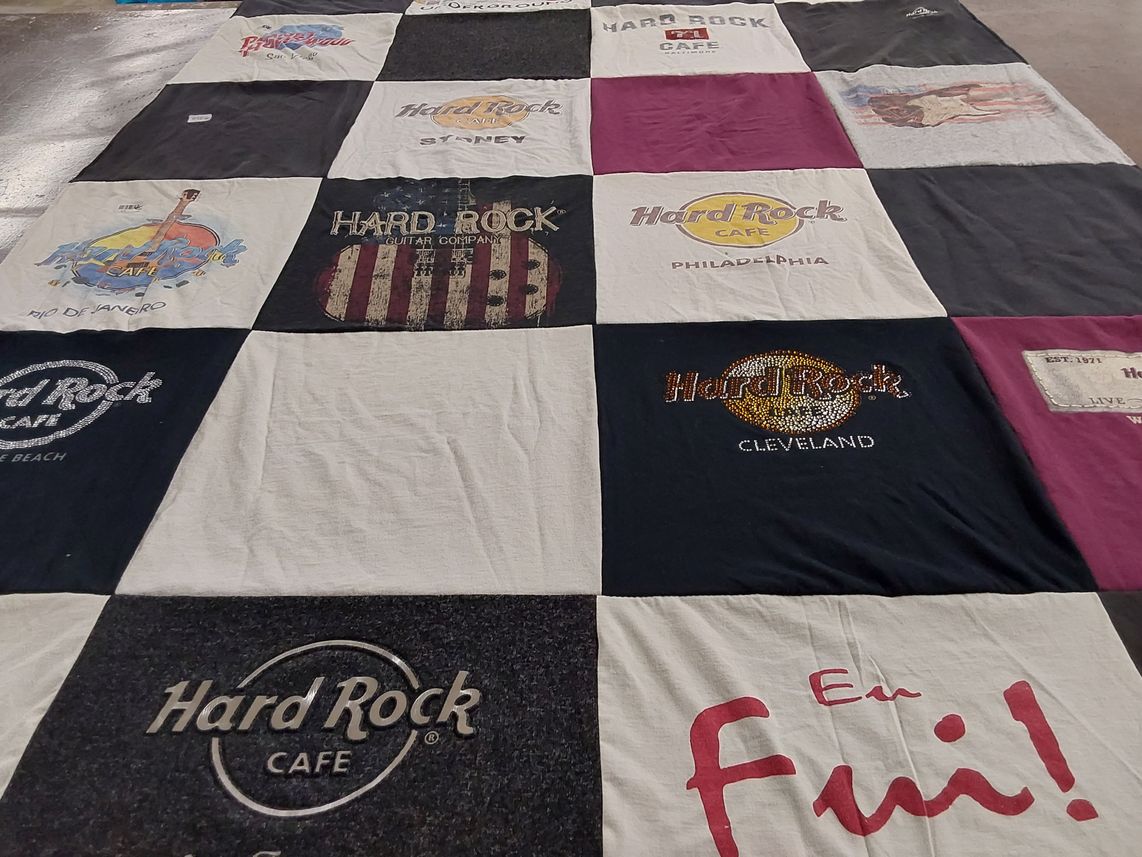 T-shirt quilt with music, restaurants themes by AMERICAN from VA