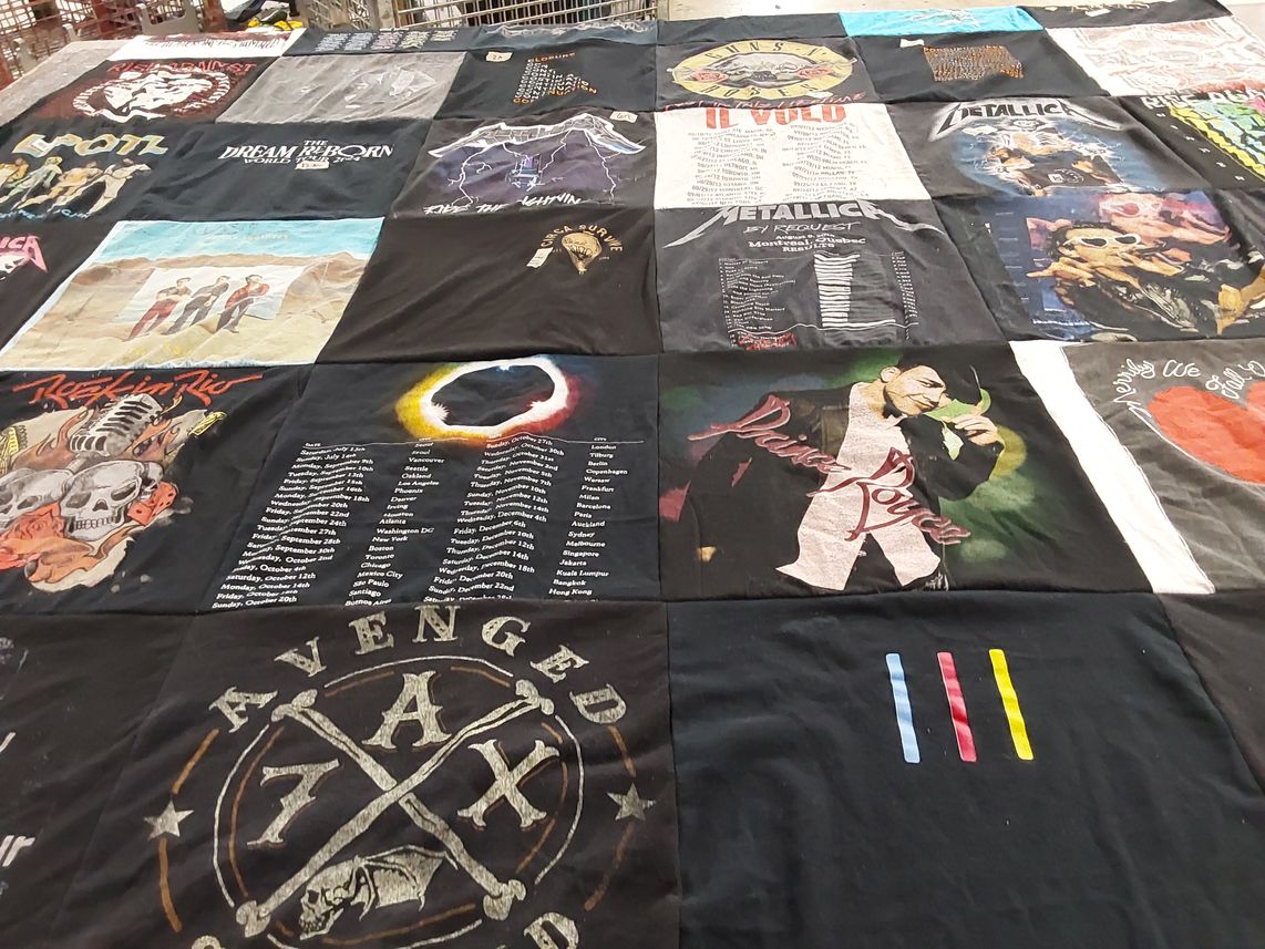 T-shirt quilt with music, concerts themes by Paola from CO