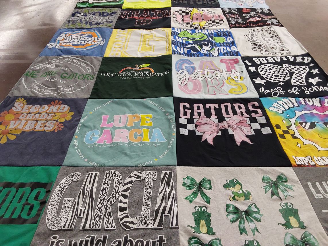 T-shirt quilt featuring gators by Morgan from TX