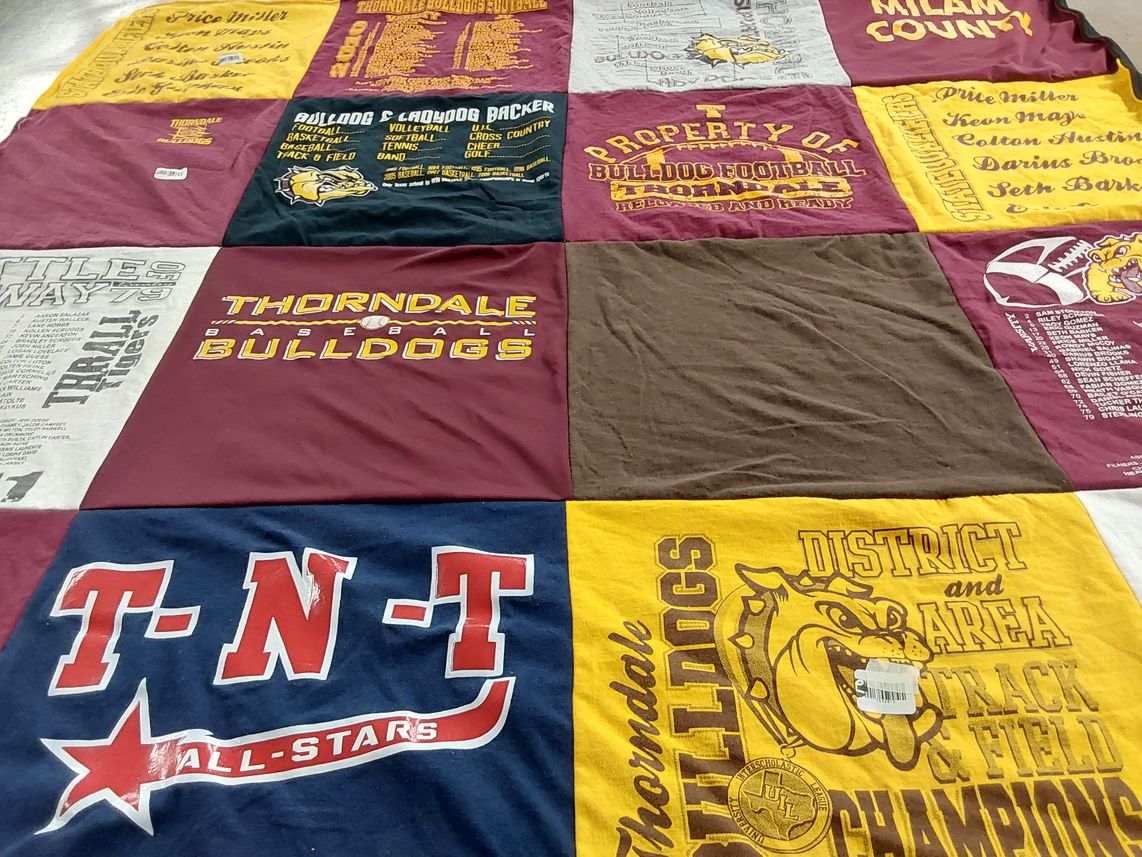 T-shirt quilt featuring thorndale bulldogs by Jayson from TX