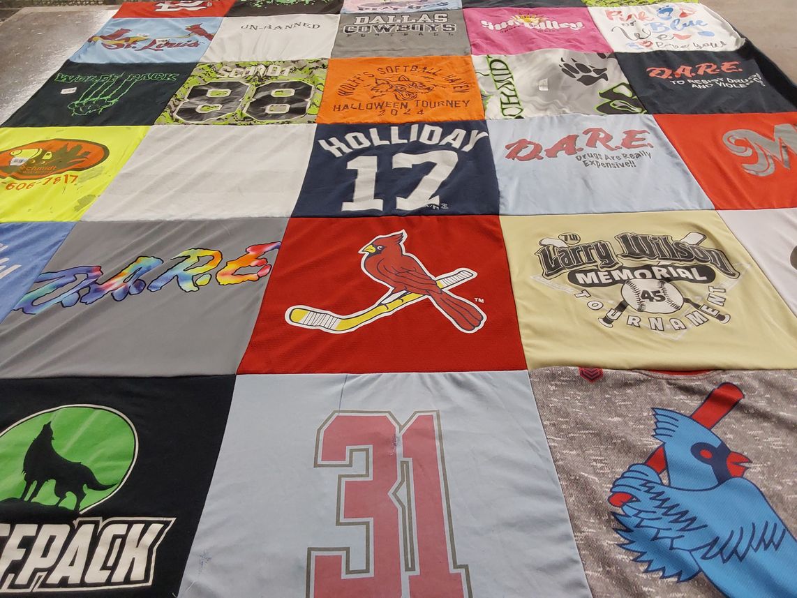 T-shirt quilt featuring st louis cardinals by Karen from MO