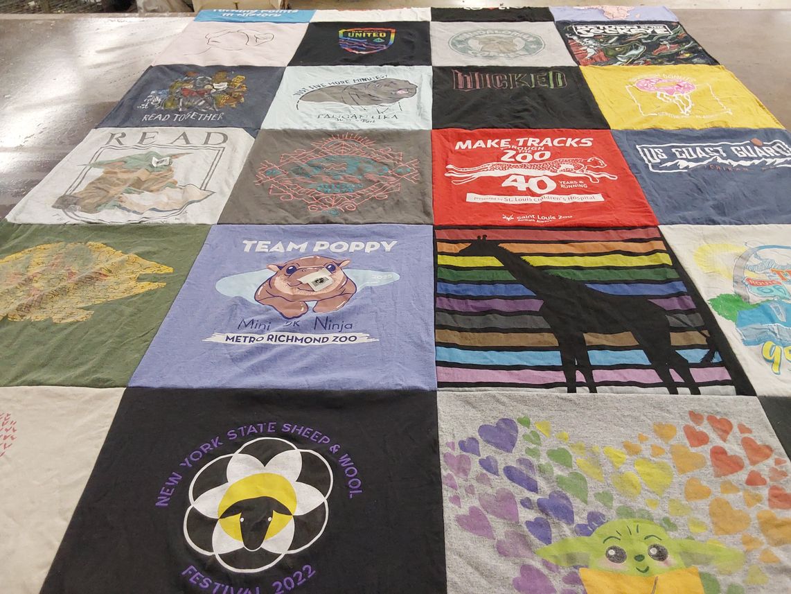 T-shirt quilt with zoos, animals themes by Shannon from VA