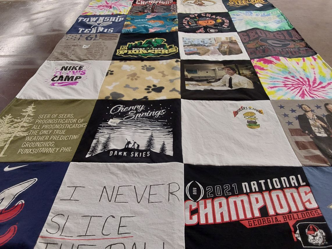 T-shirt quilt featuring georgia bulldogs by Matt from PA