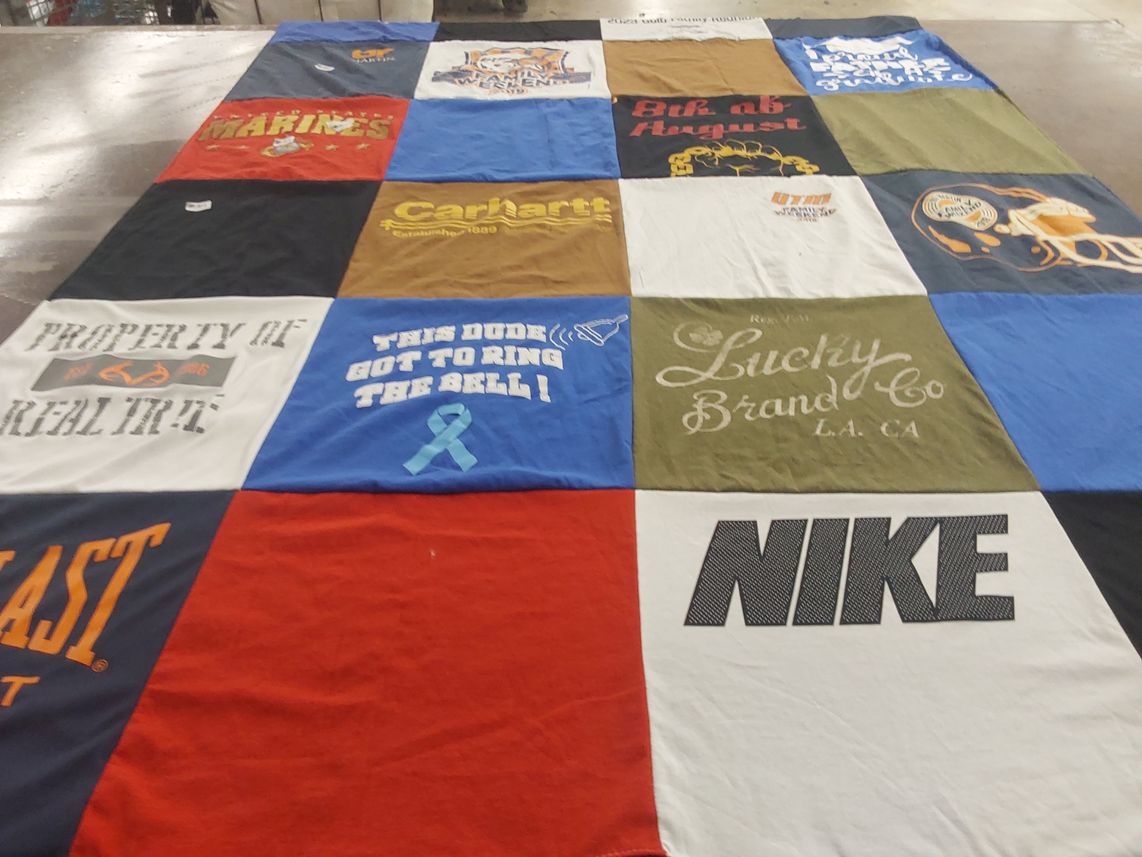 T-shirt quilt from university of tennessee at martin by Liz from TN
