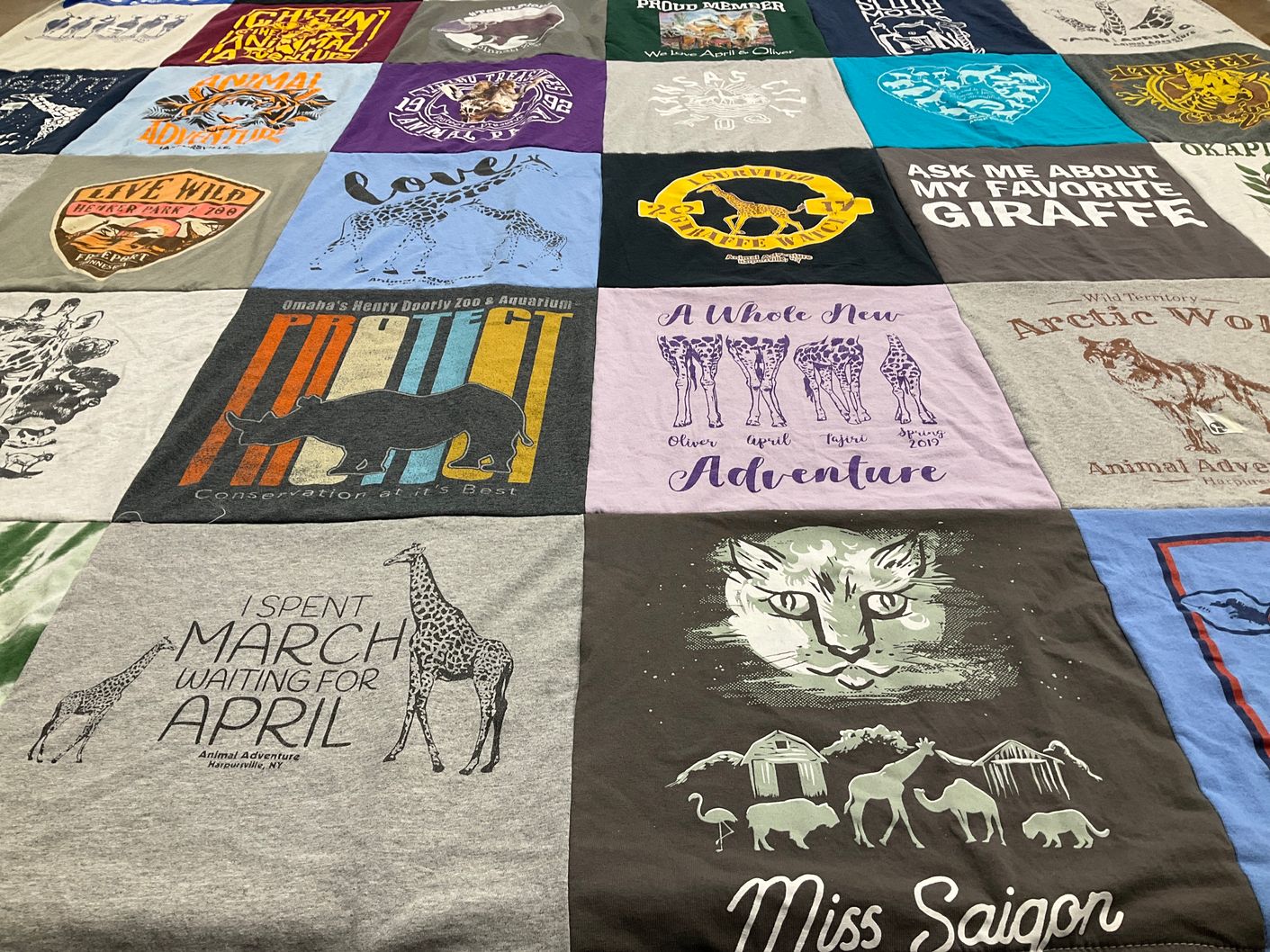 T-shirt quilt with animals, wildlife themes by Kris from MN