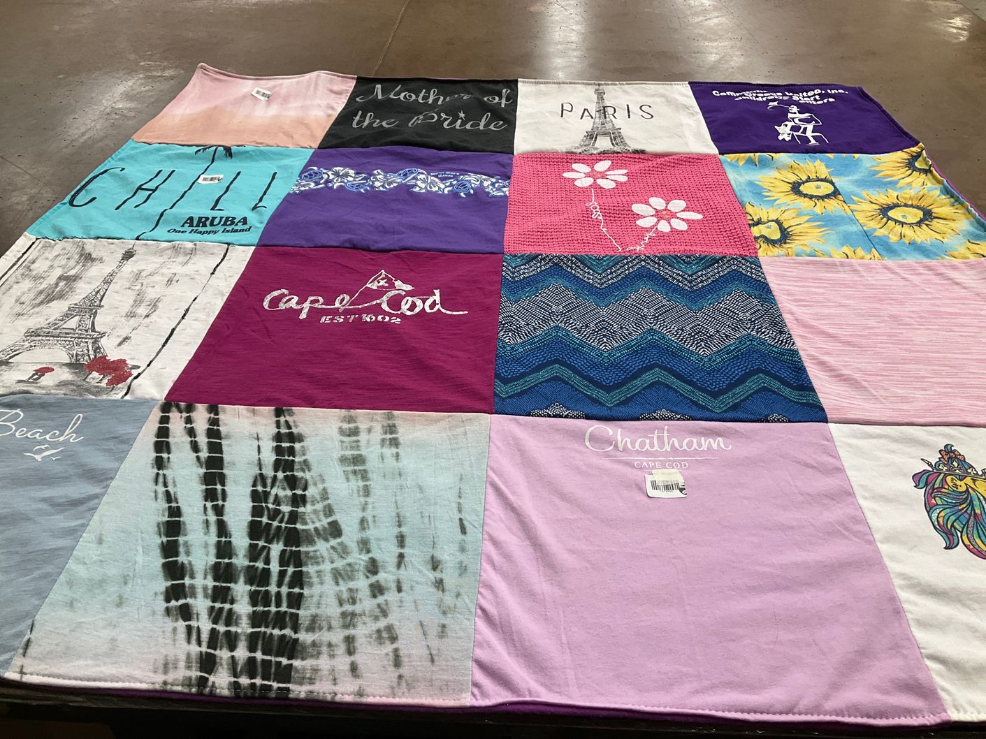 T-shirt quilt with travel, beaches themes by Christopher from MA