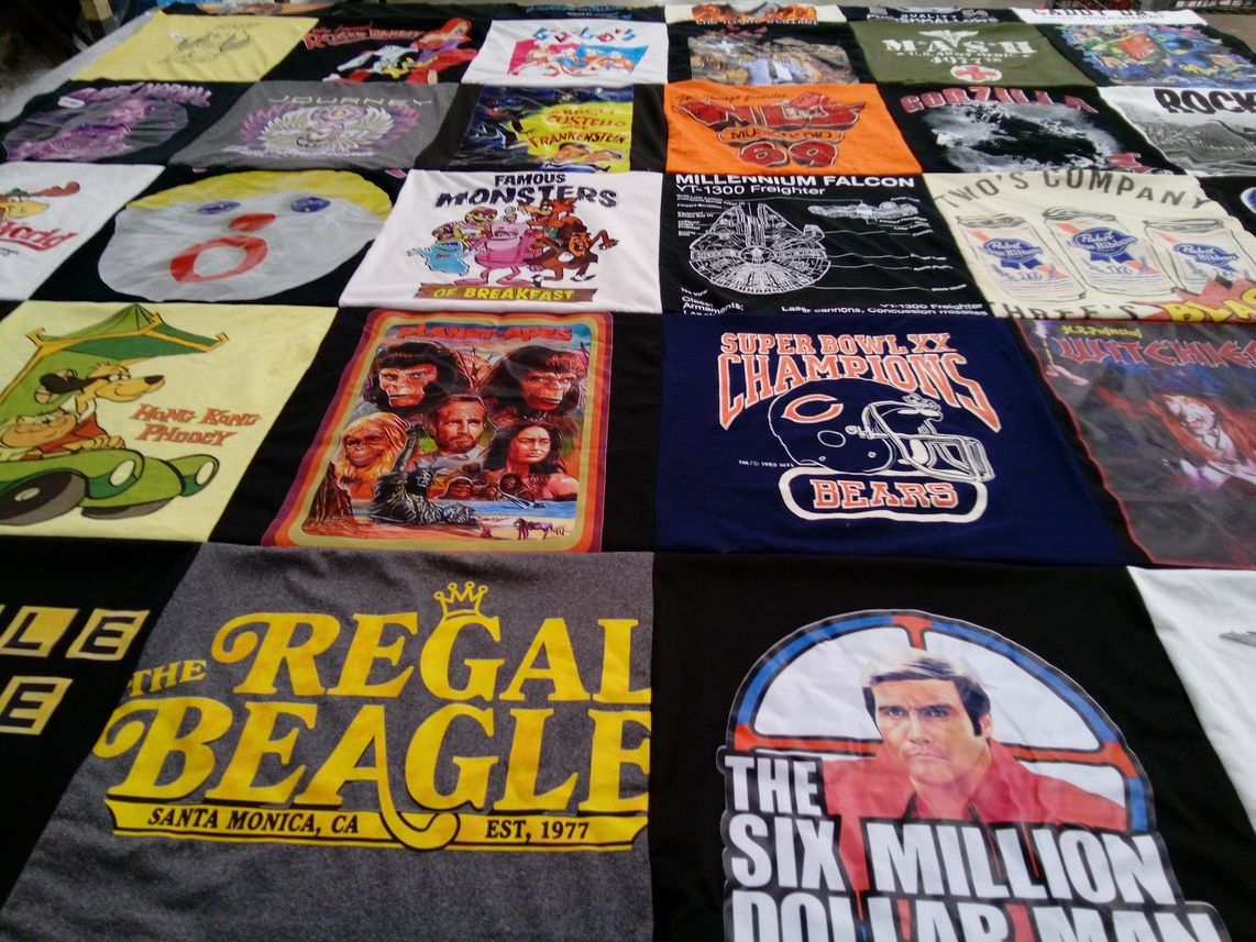 T-shirt quilt featuring chicago bears by Dale from IN