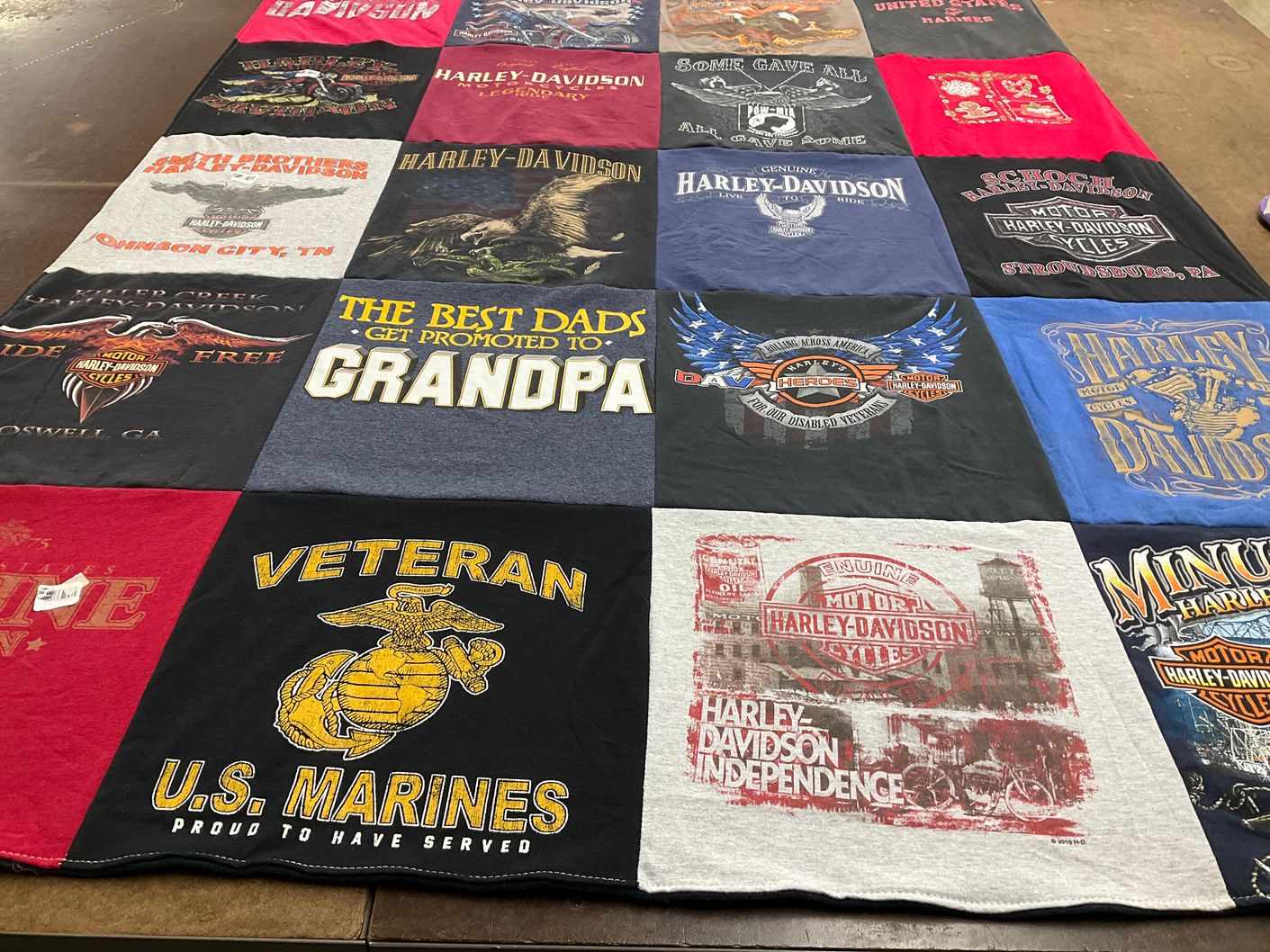 T-shirt quilt with motorcycles, veterans themes by Annacathrine from PA