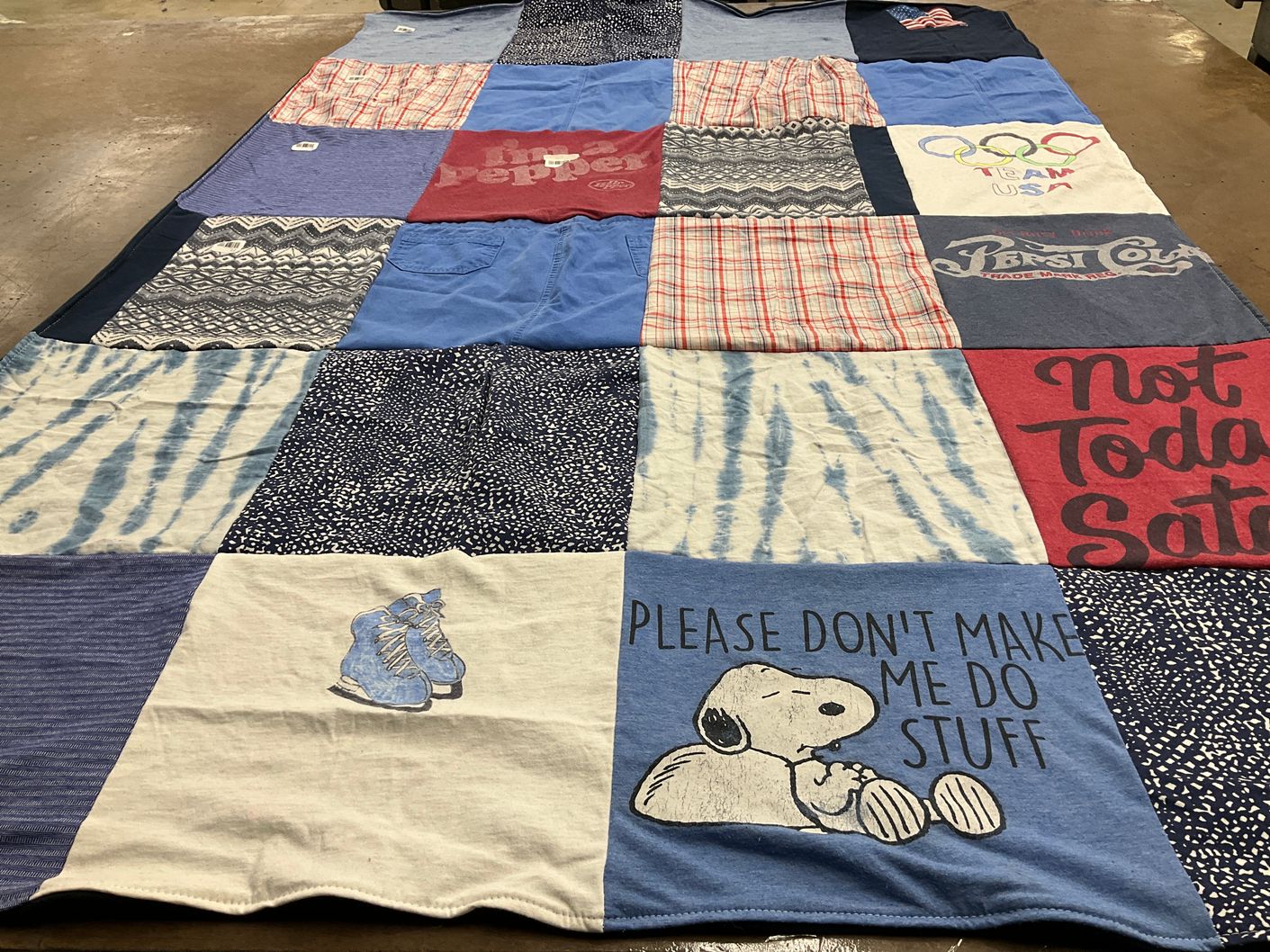 T-shirt quilt with comic strips, humor themes by Sarah from NE