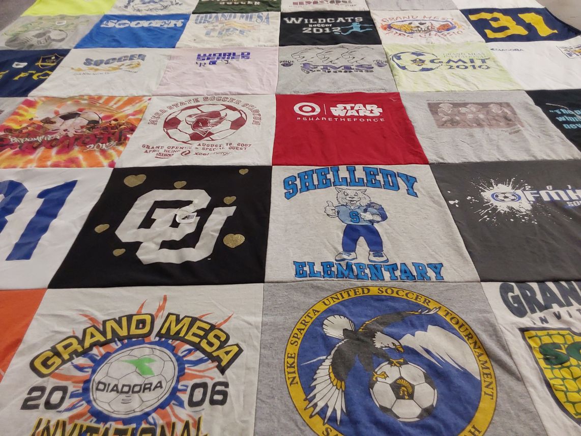 T-shirt quilt featuring wildcats by Rebecca from CO