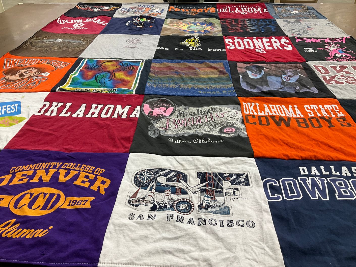 T-shirt quilt featuring oklahoma sooners, dallas cowboys by Gurene from OK