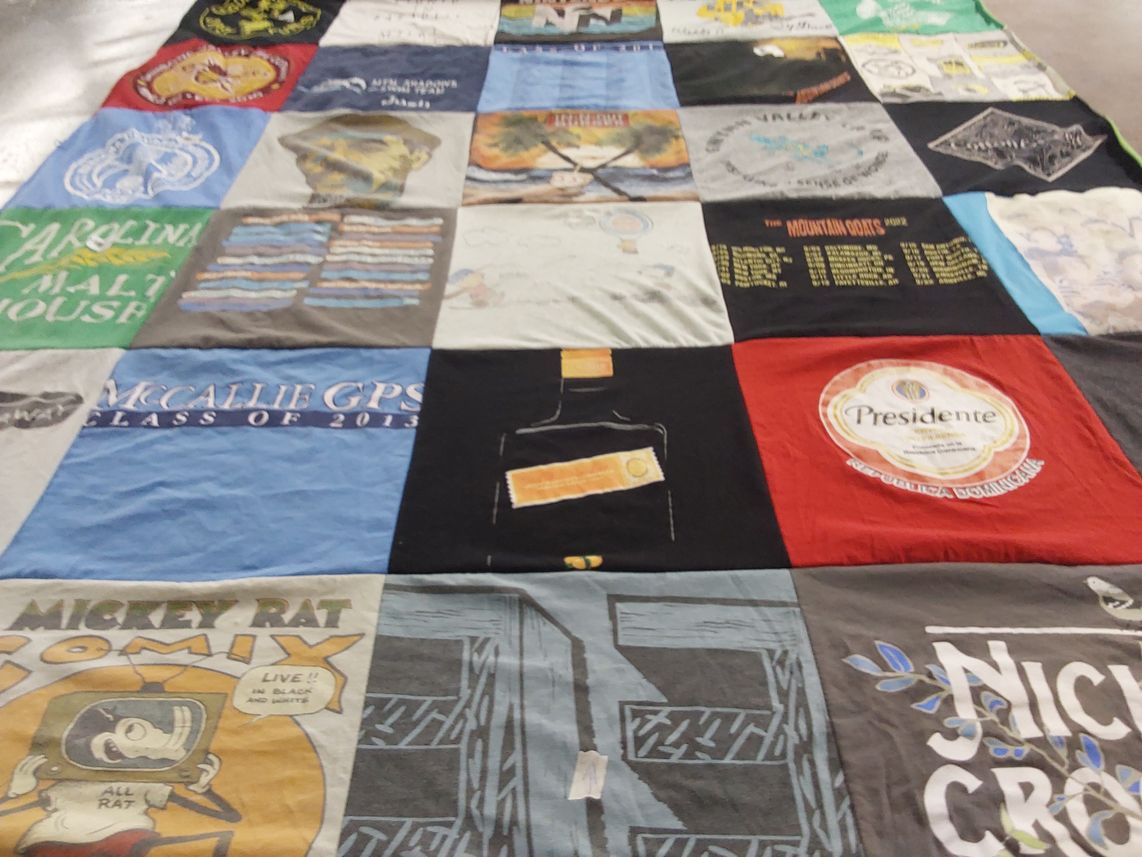 T-shirt quilt from mccallie school by Susan from TN