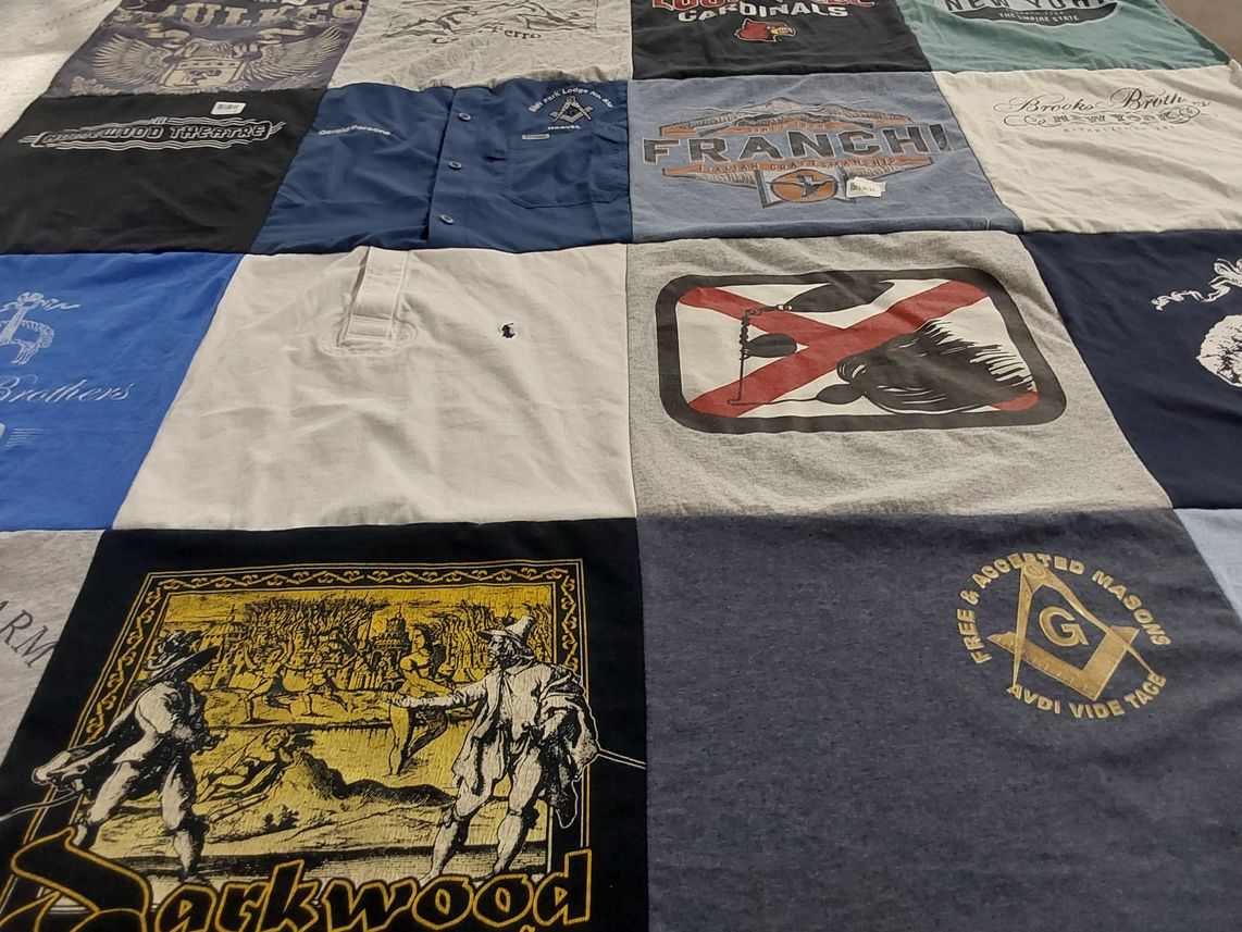 T-shirt quilt featuring cardinals by Paula from AL