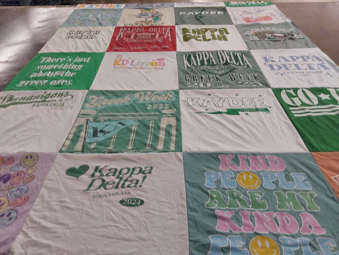 T-shirt quilt with sorority, sororities themes by Audrey from KY