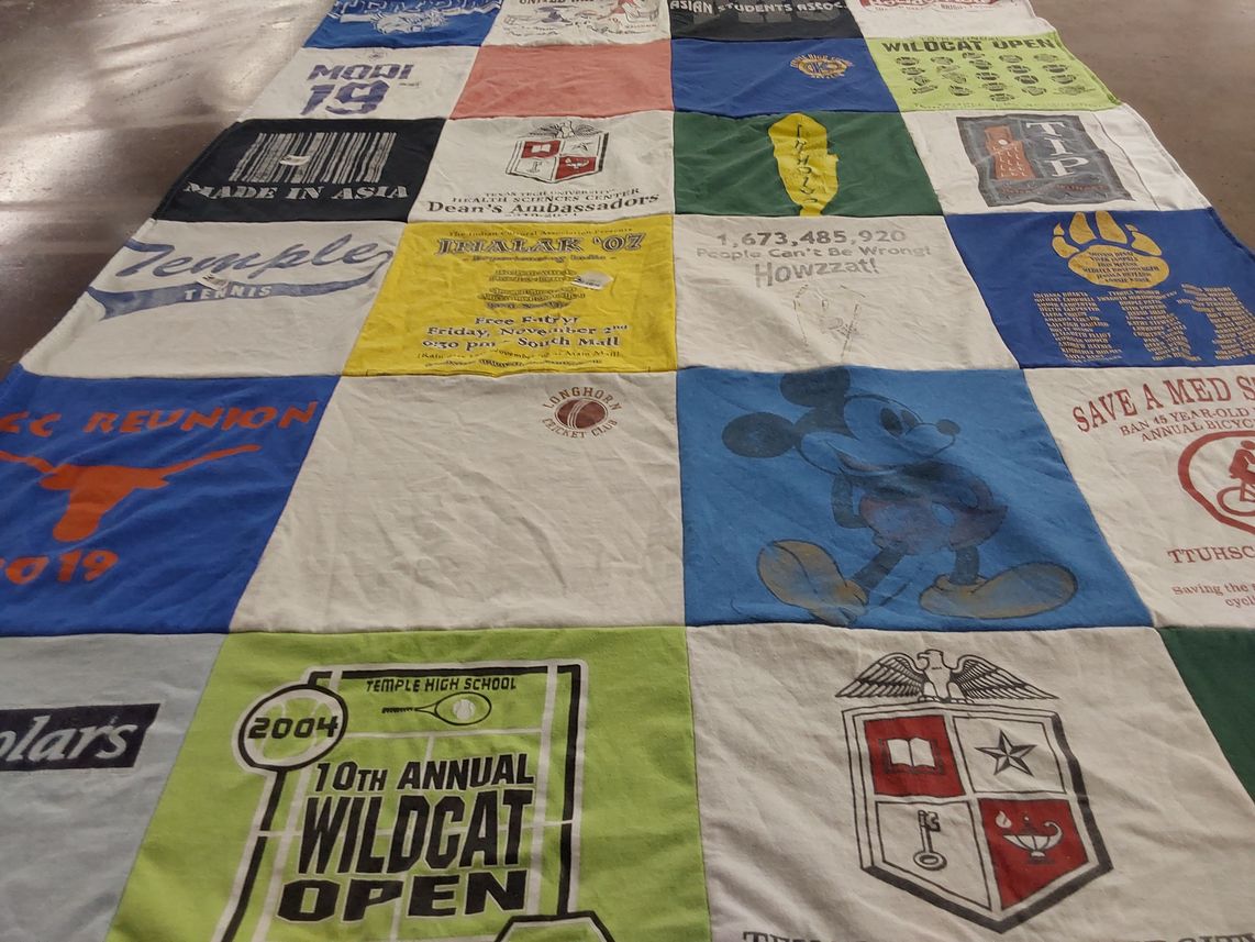 T-shirt quilt featuring longhorns by Divya from TX