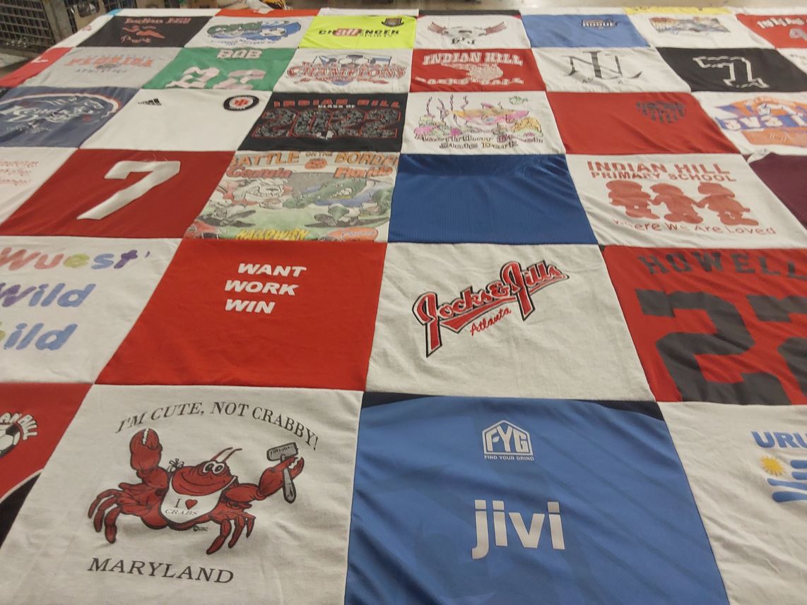 T-shirt quilt from indian hill primary school by Jen from OH