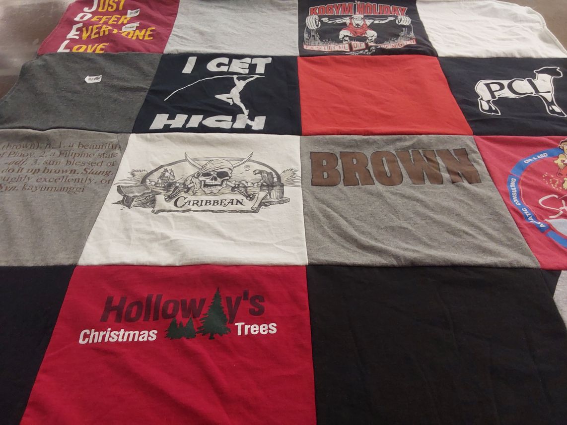T-shirt quilt with fitness, christmas themes by Rachel from CA