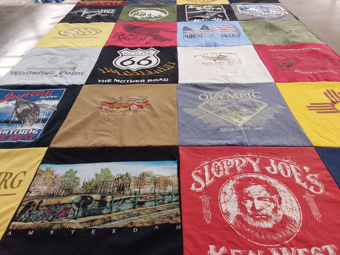T-shirt quilt with travel, nature themes by Lee from VA