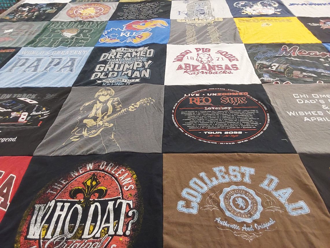 T-shirt quilt featuring arkansas razorbacks by Doris from KS