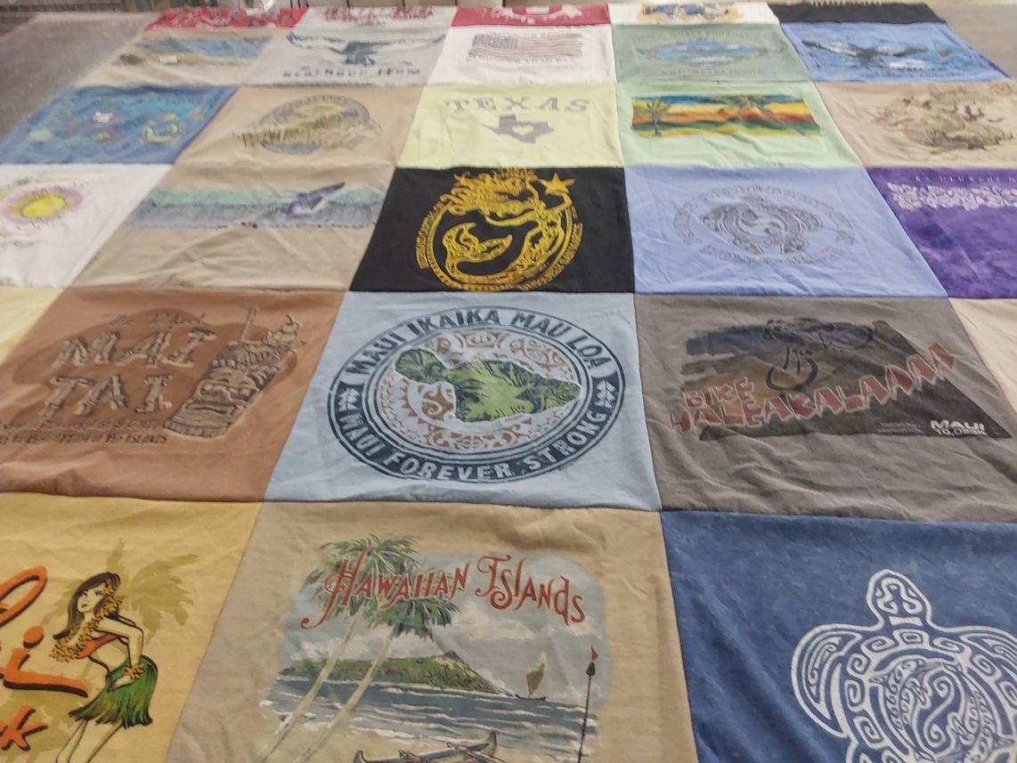 T-shirt quilt with travel, beach themes by Ken from TX