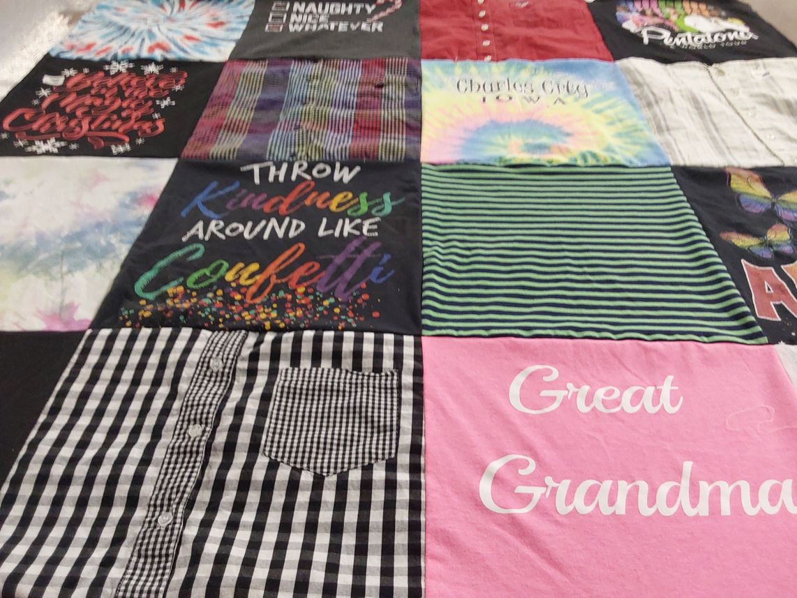 T-shirt quilt with holidays, family themes by Jessica from IA