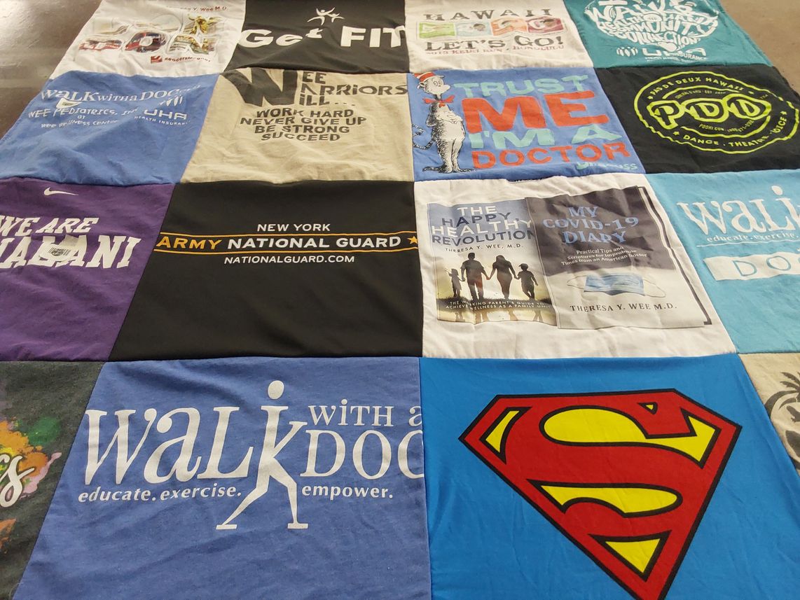 T-shirt quilt from mānoa college by Theresa from HI