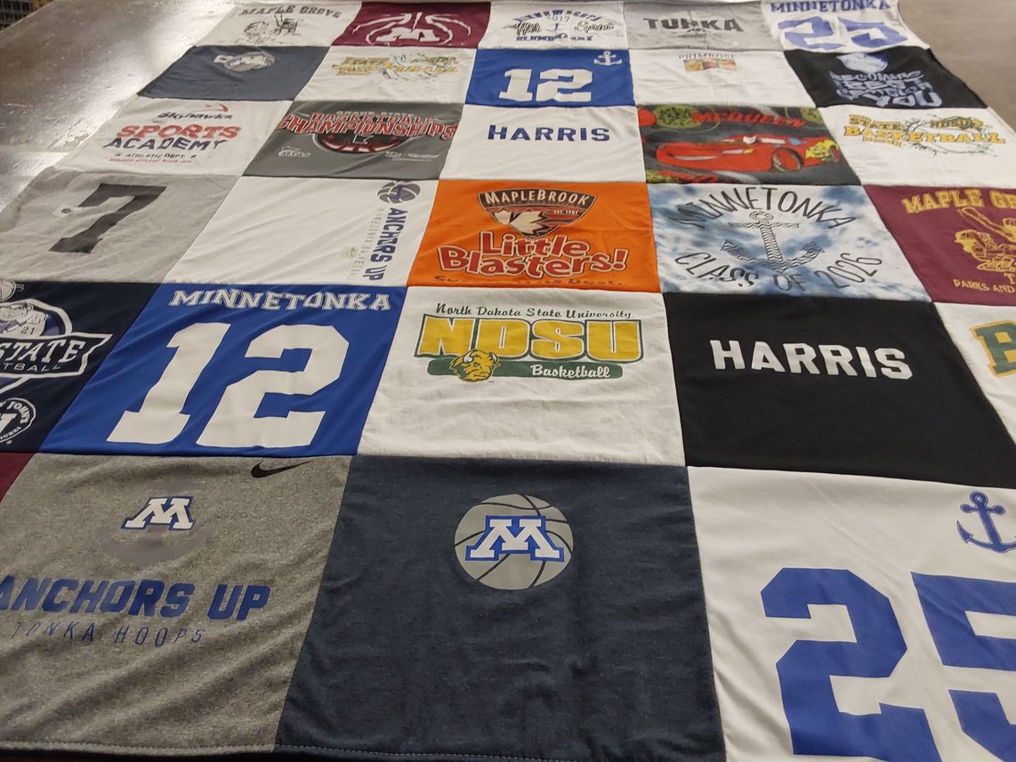 T-shirt quilt featuring minnetonka hoops by Jennifer from MN