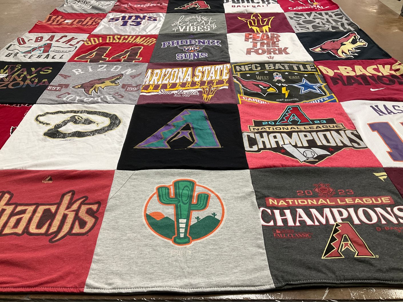 T-shirt quilt featuring arizona diamondbacks, phoenix suns by Tiffany from AZ