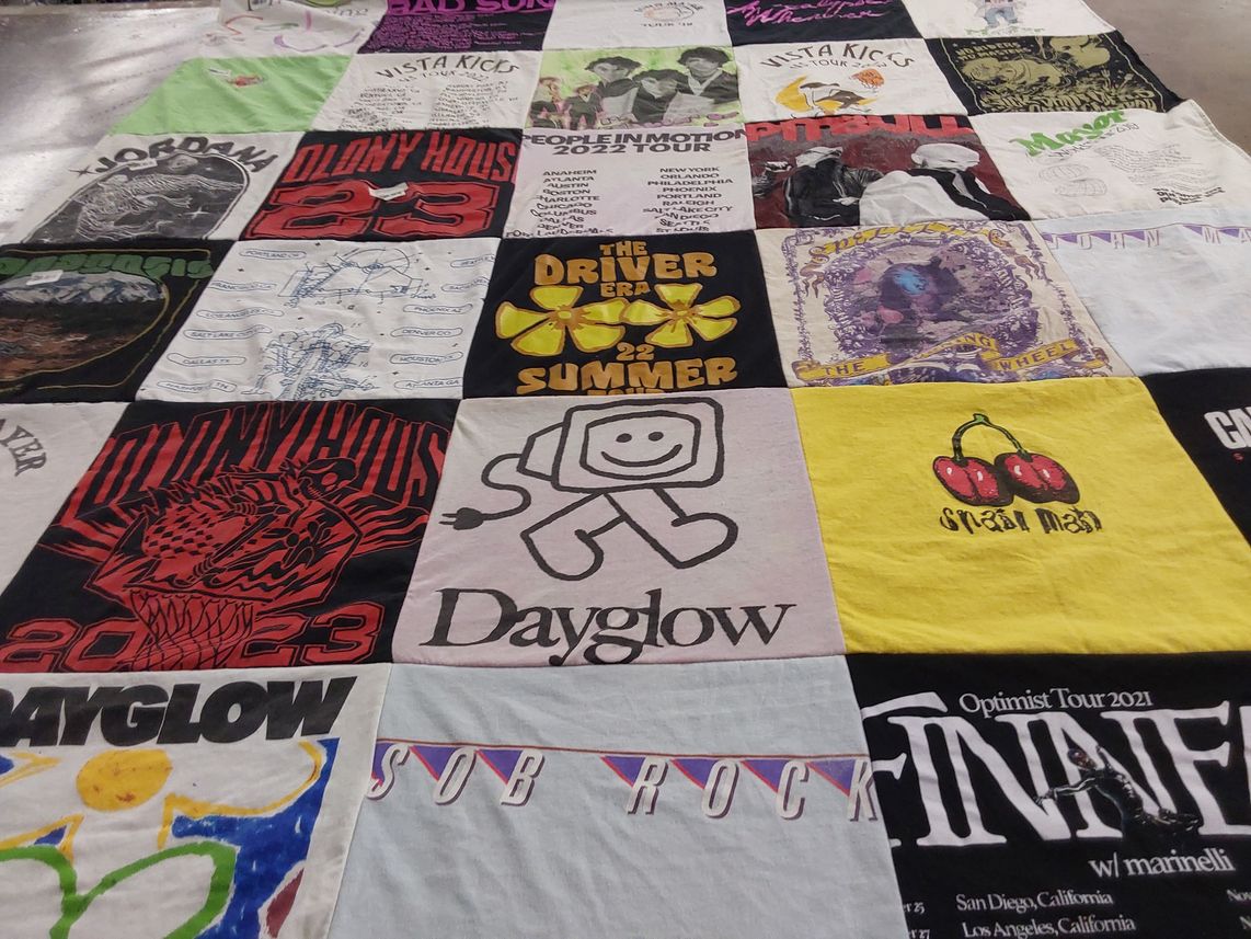 T-shirt quilt with music, concerts themes by Susana from TX