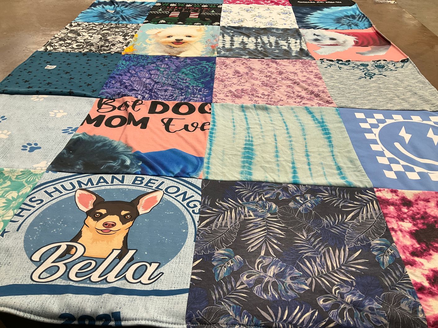 T-shirt quilt with dogs themes by Angela from IL