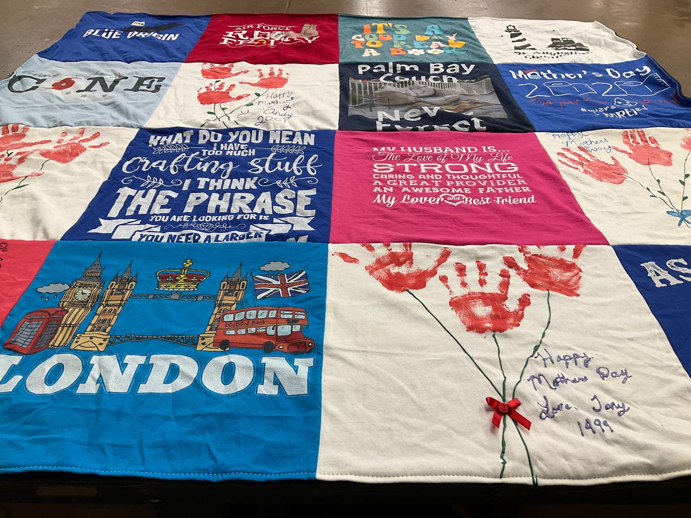 T-shirt quilt with crafting, family themes by JOSÉ from FL