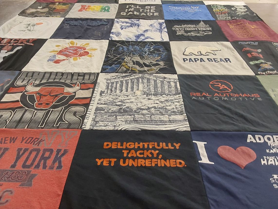 T-shirt quilt featuring chicago bulls by Anna from IL