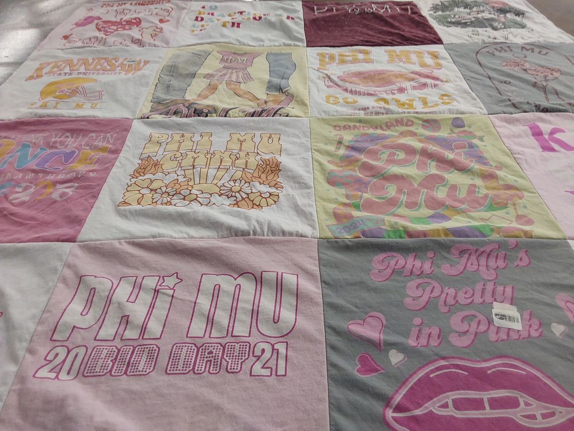 T-shirt quilt from kansas state university by Mark from GA