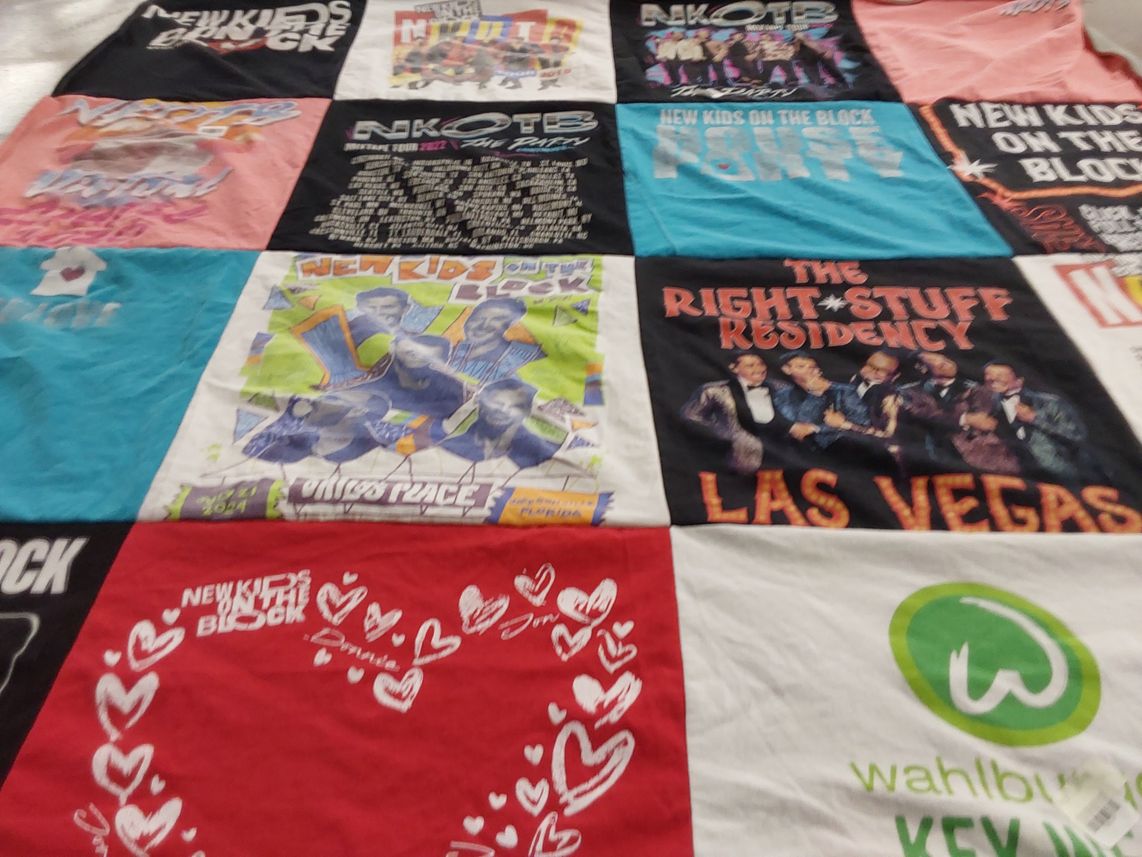 T-shirt quilt with music, performances themes by Leah from FL