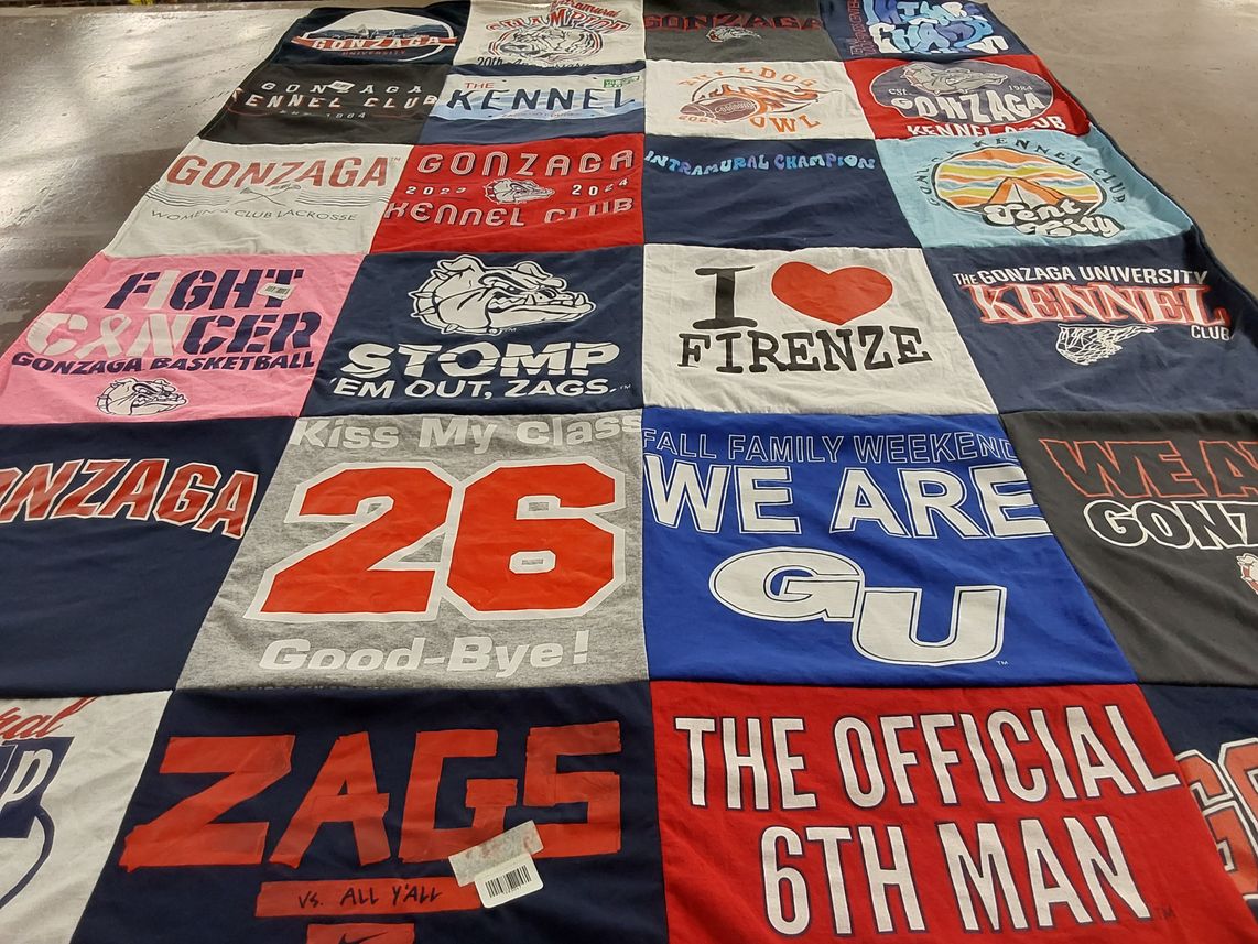 T-shirt quilt featuring gonzaga university basketball by Lucy from CA