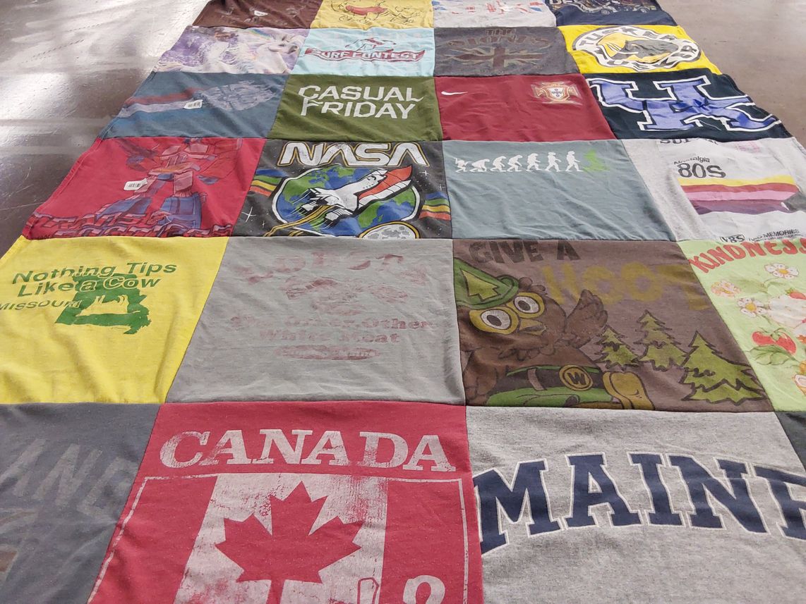 T-shirt quilt from university of kentucky by Ann-Catherine from MD