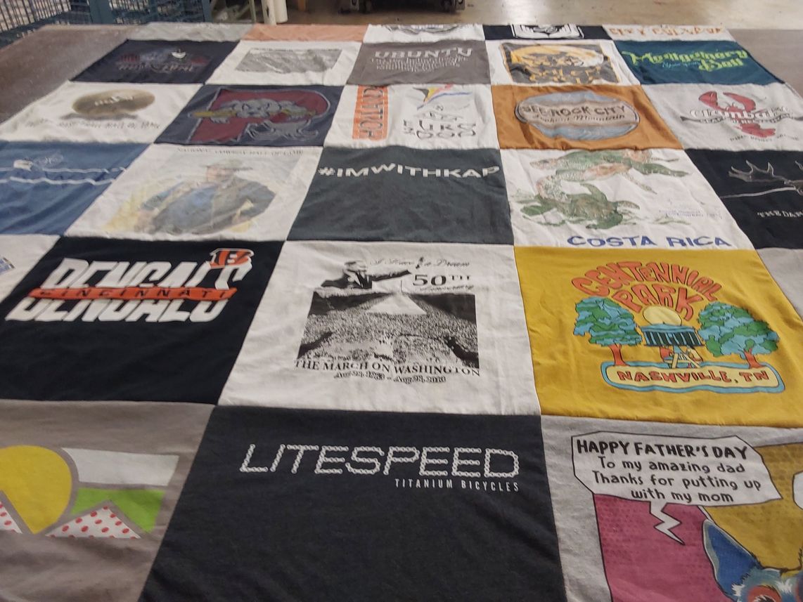 T-shirt quilt featuring cincinnati bengals by Thomas from TN