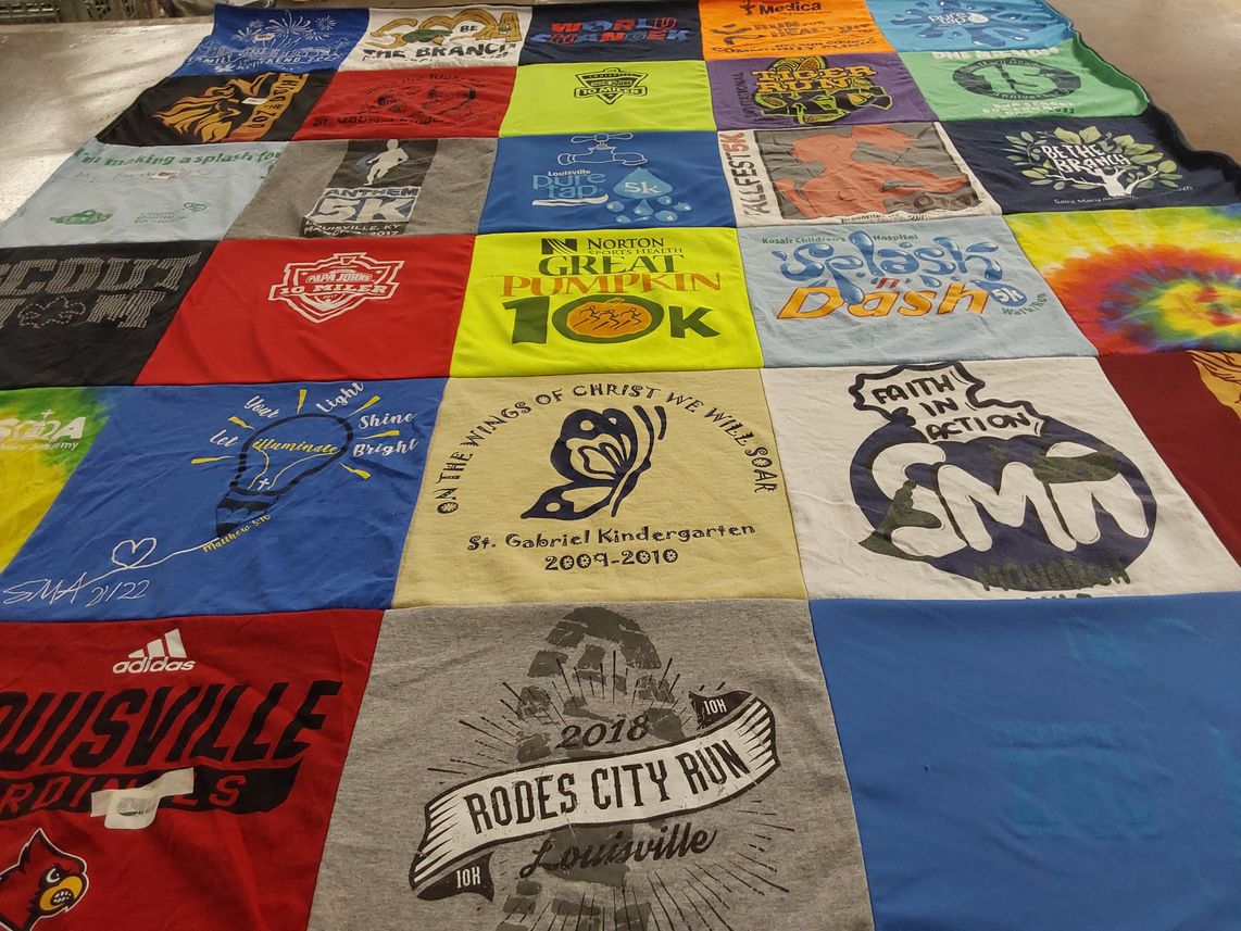T-shirt quilt featuring louisville cardinals by Alice from AE
