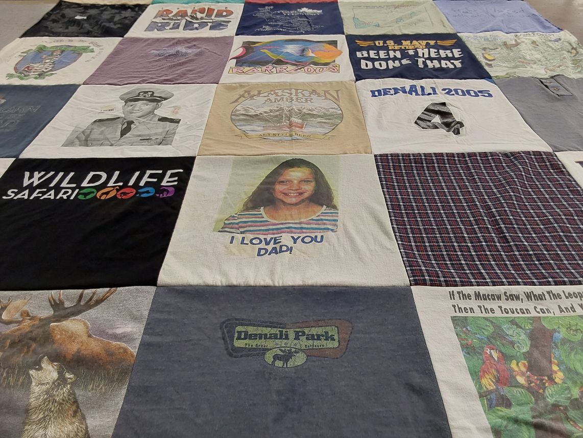 T-shirt quilt with nature, animals themes by Amy from OR