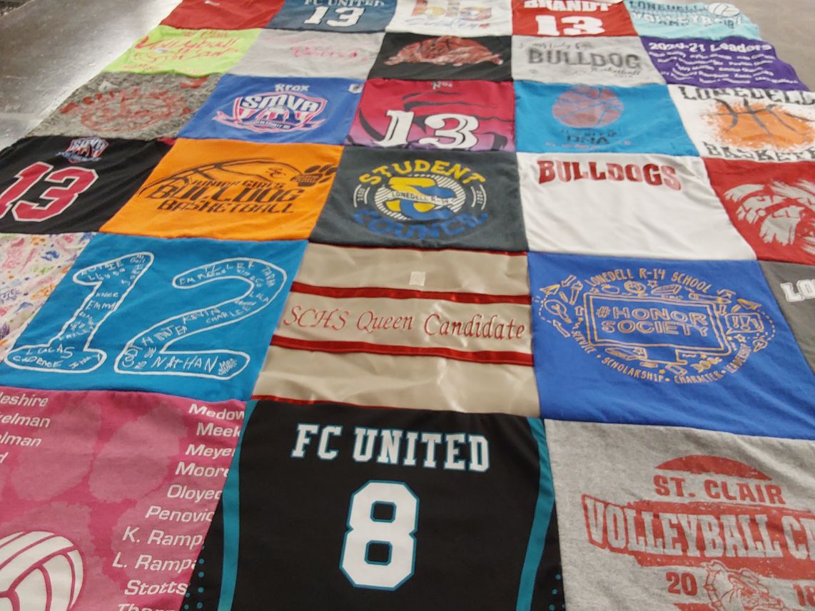 T-shirt quilt featuring bulldogs by Amanda from MO
