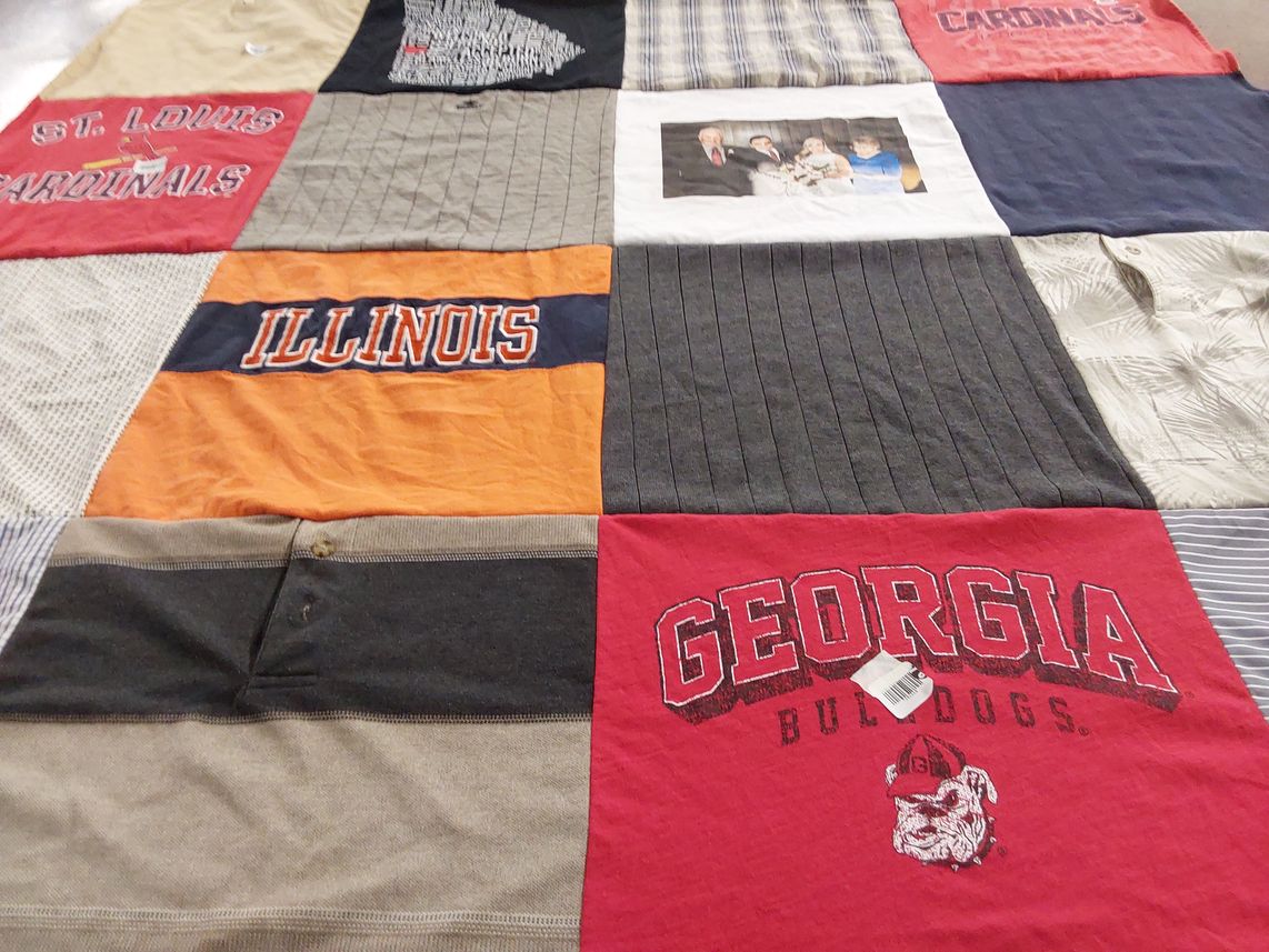 T-shirt quilt featuring university of georgia bulldogs by Aaron from MS