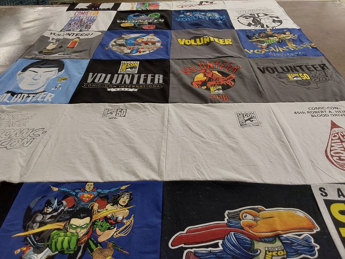 T-shirt quilt with comic books, superheroes themes by Damaso from AZ