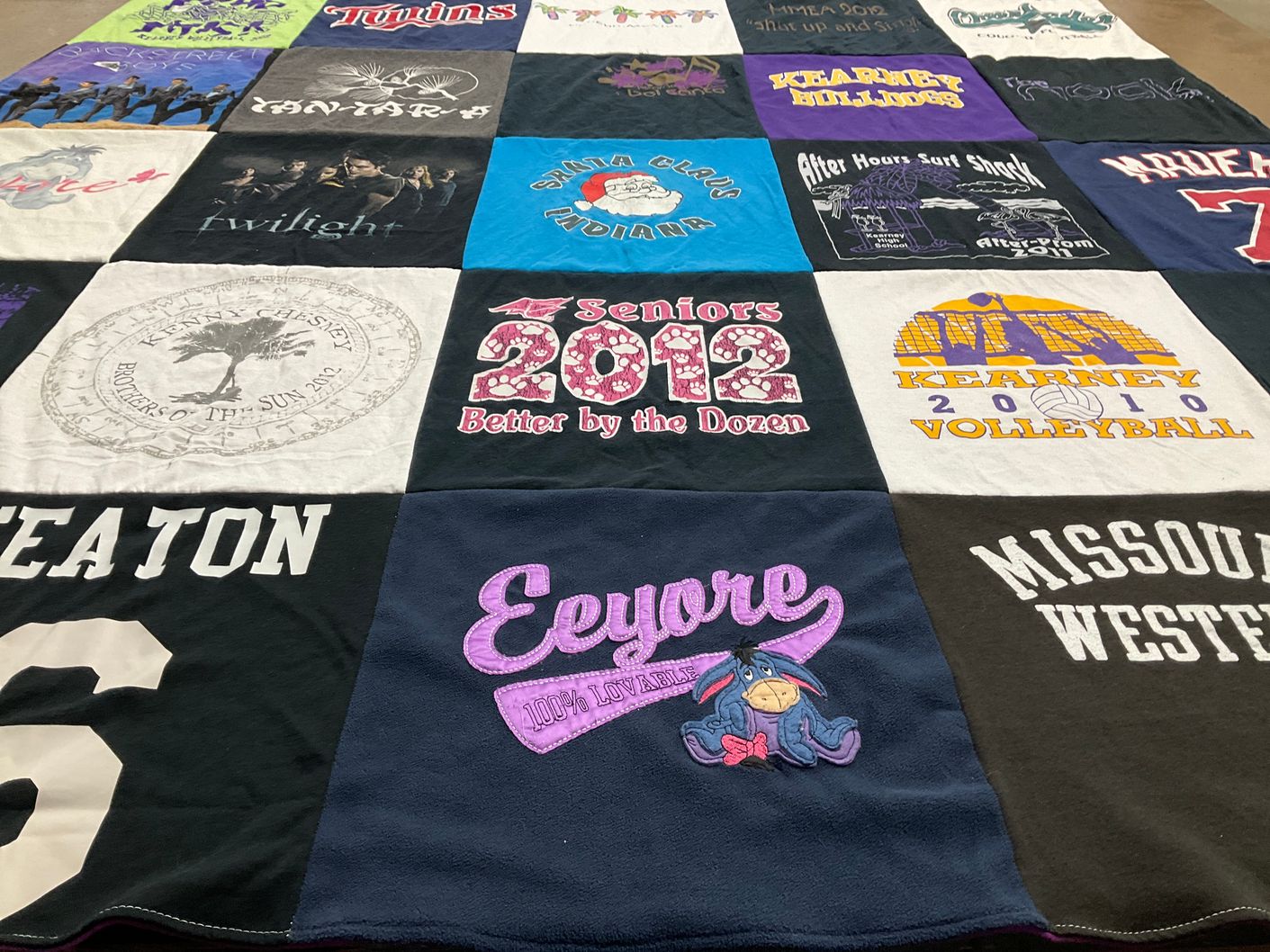 T-shirt quilt featuring kearney high school bulldogs by Jodie from MO
