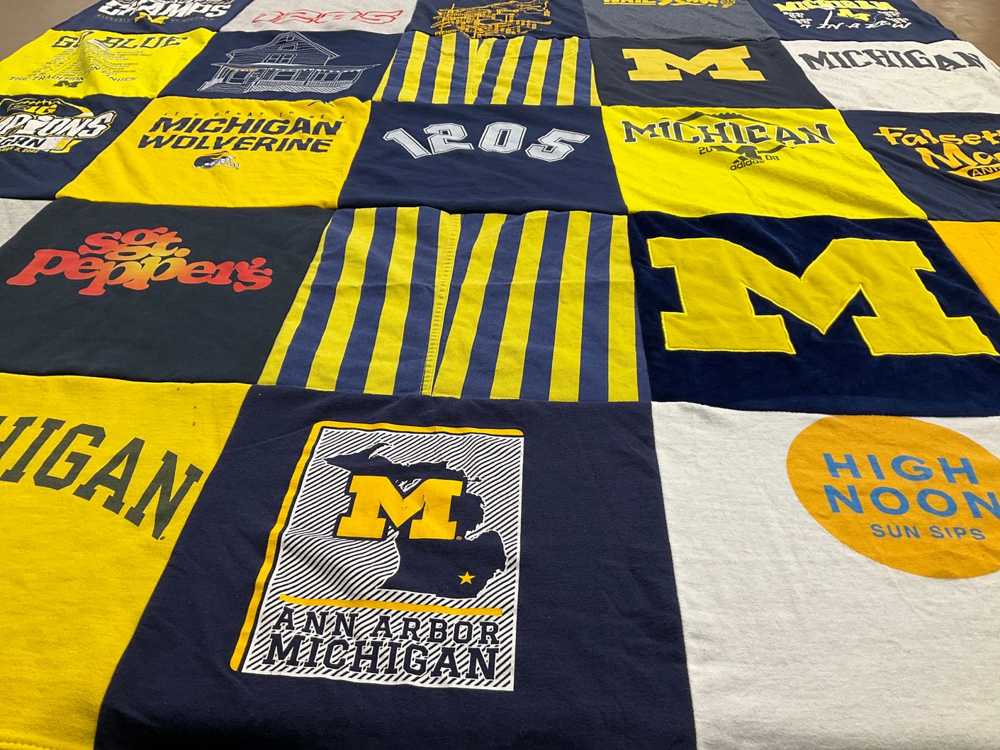 T-shirt quilt featuring michigan wolverines by Eva from MI